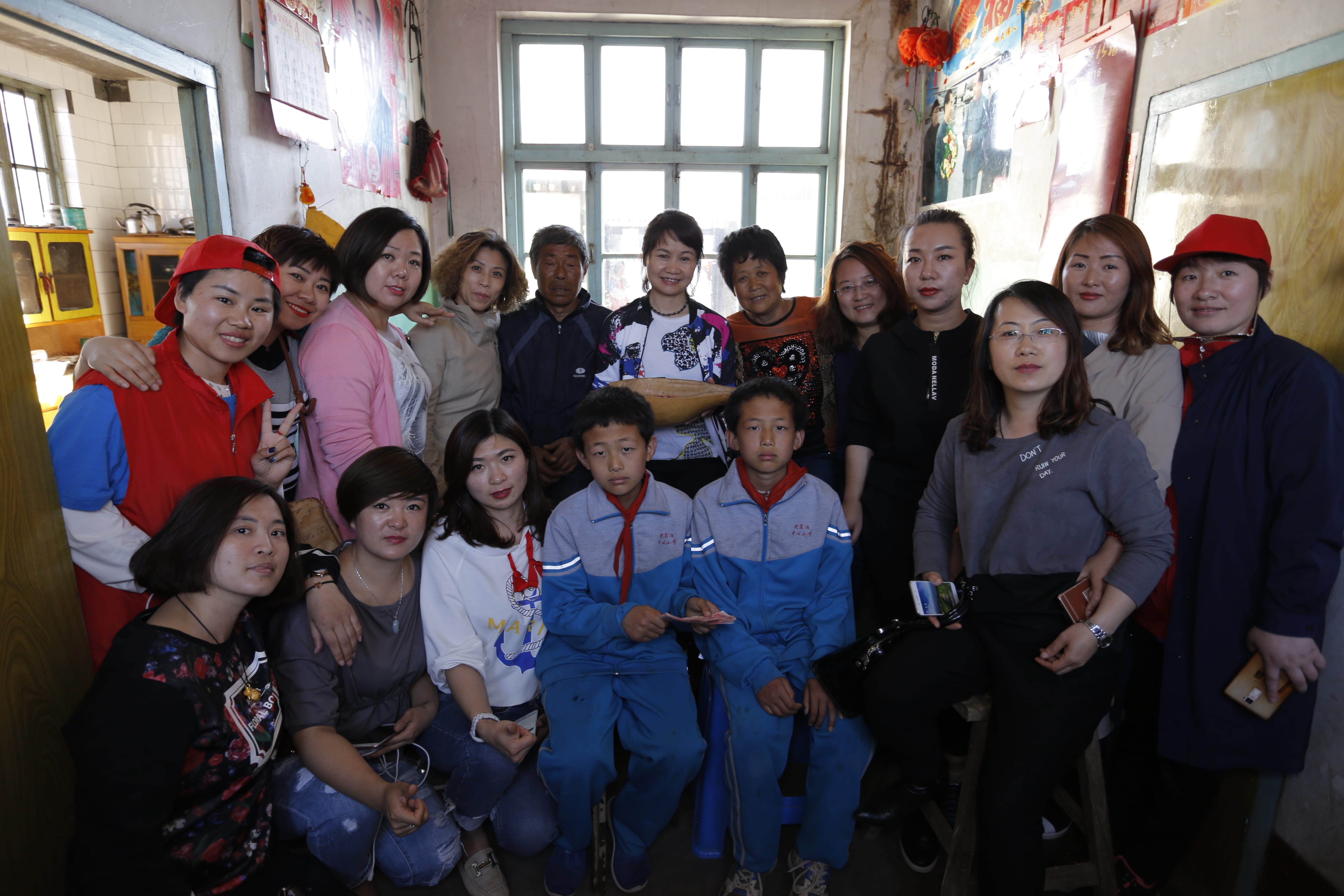 第83所 栖霞市蛇窝泊九游网-九游（中国）
马金荣小学