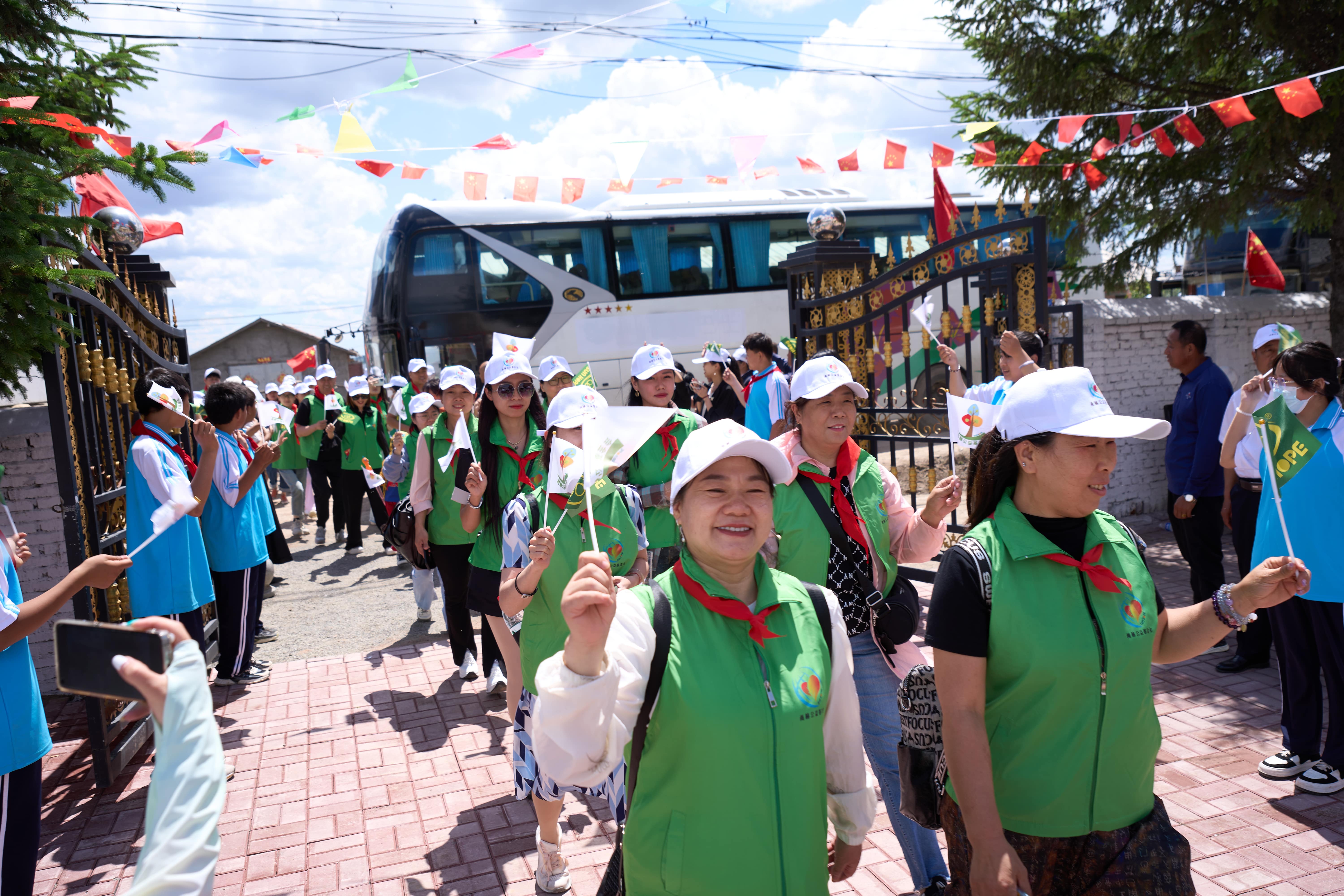 第254所 黑龙江巴彦县黑山镇民乐村九游网-九游（中国）
侯玉霞学校