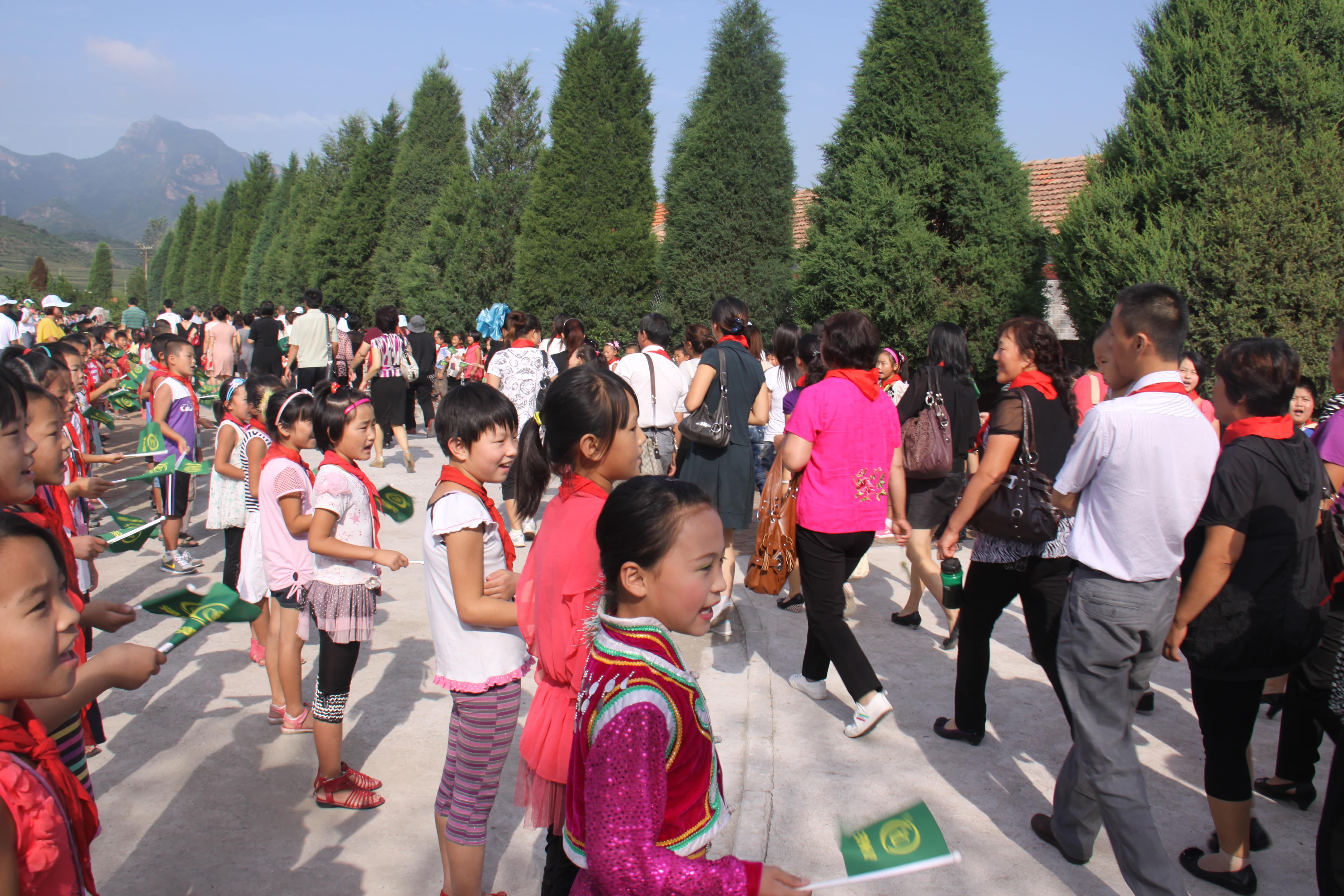 第17所 承德市乌龙矶九游网-九游（中国）
牛艳玲小学