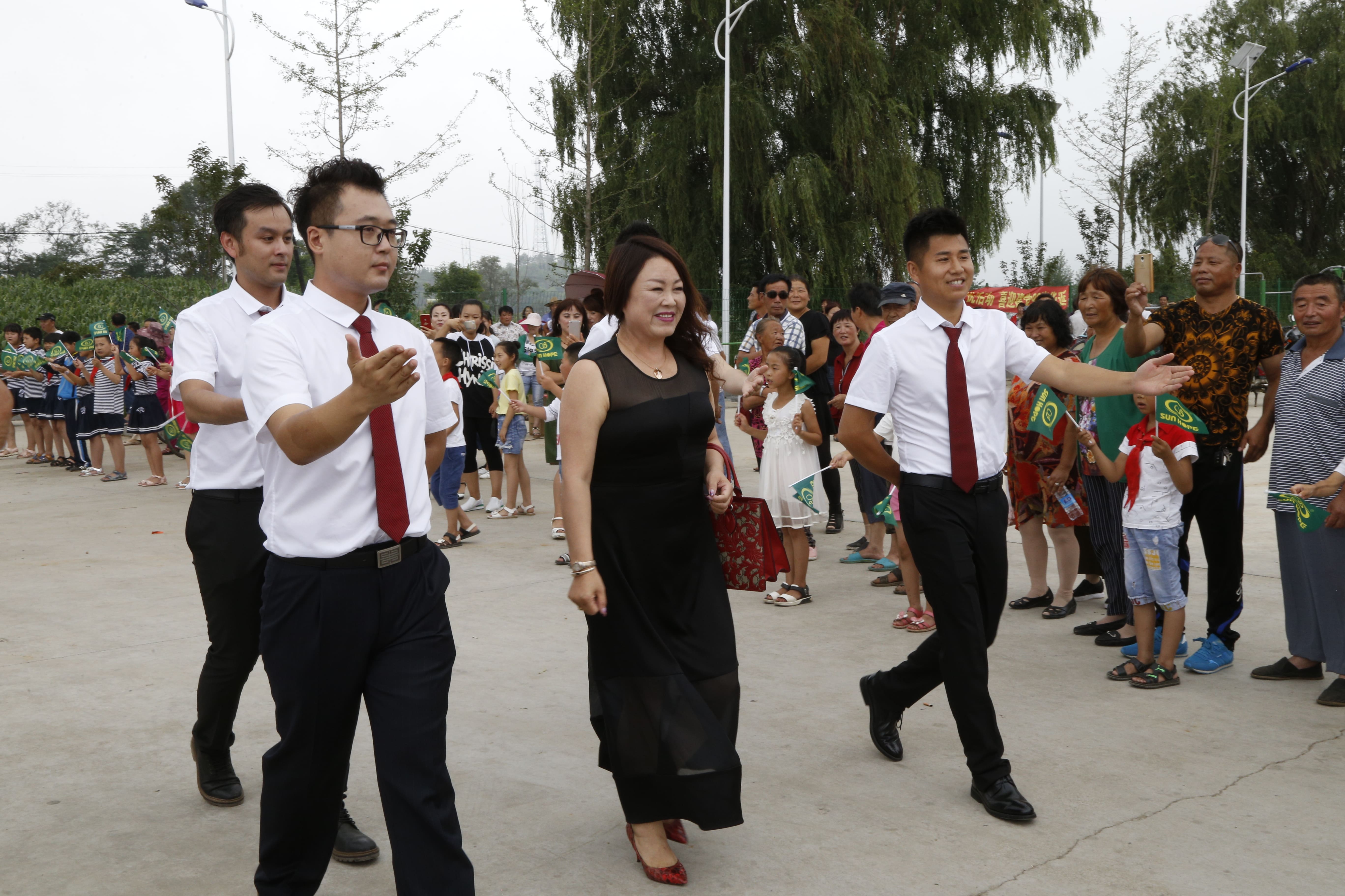 第110所 东港市椅圈镇九游网-九游（中国）
张兰小学