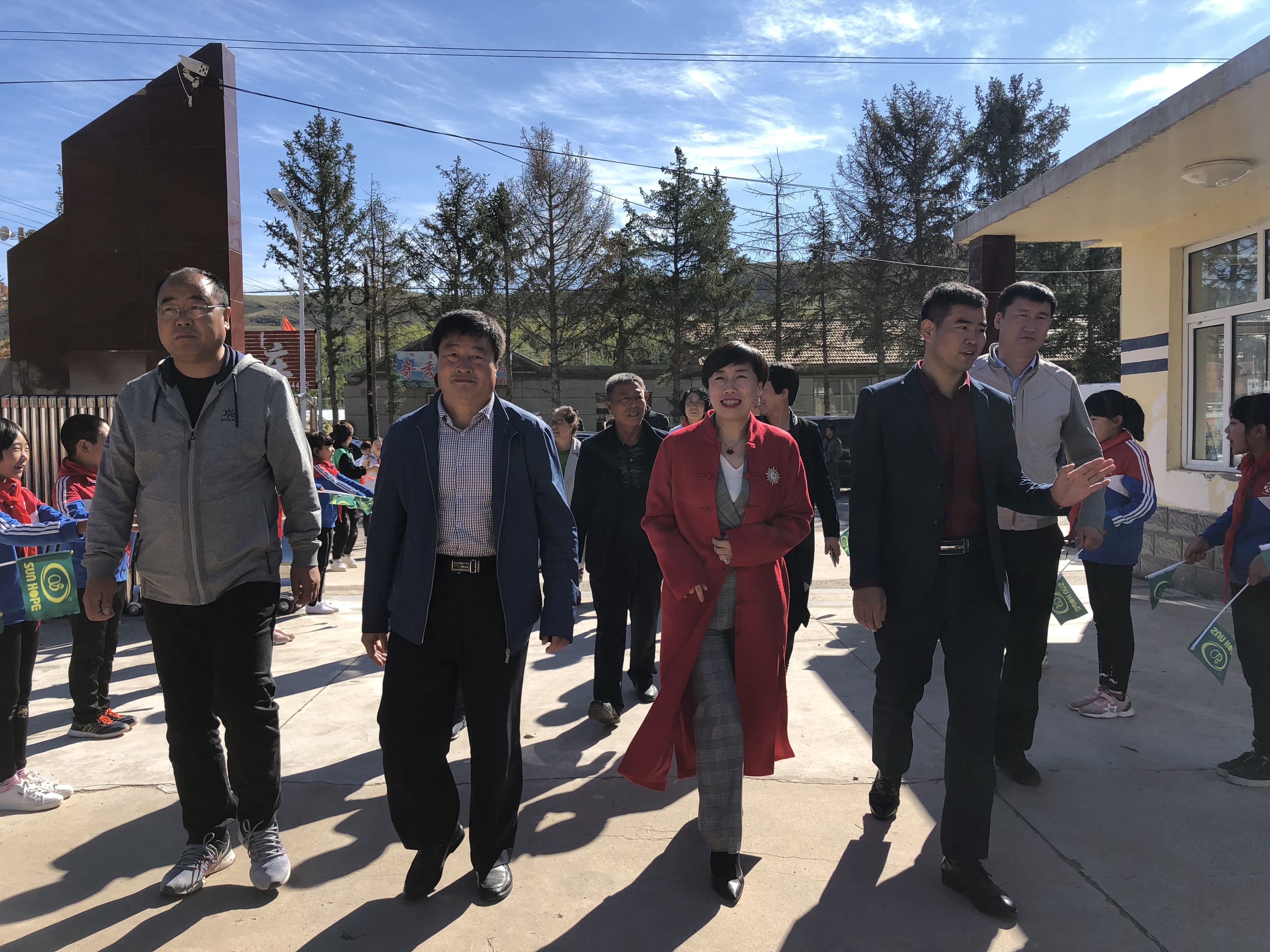 第162所 克什克腾旗万合永镇万合永中心完全九游网-九游（中国）
任相娟小学